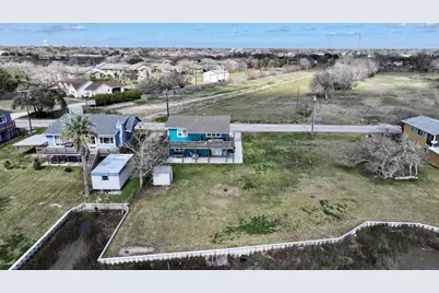 401 East Bayshore Drive, Palacios, TX 77465 - Photo 33