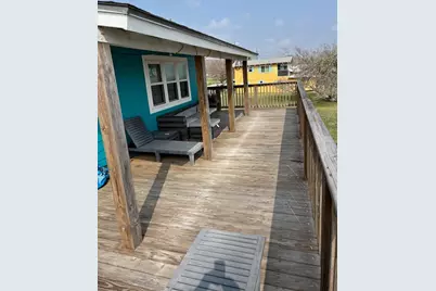 401 East Bayshore Drive, Palacios, TX 77465 - Photo 29