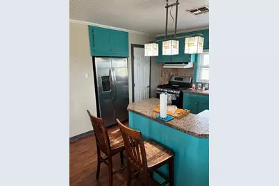 401 East Bayshore Drive, Palacios, TX 77465 - Photo 17