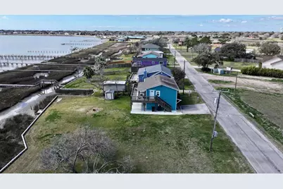 401 East Bayshore Drive, Palacios, TX 77465 - Photo 35