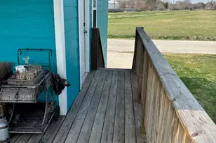 401 E Bayshore Dr, Palacios, TX 77465 - Photo 27