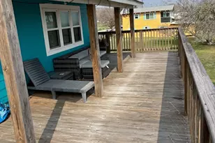 401 E Bayshore Dr, Palacios, TX 77465 - Photo 29