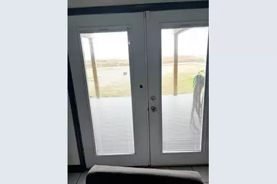 401 East Bayshore Drive, Palacios, TX 77465 - Photo 7