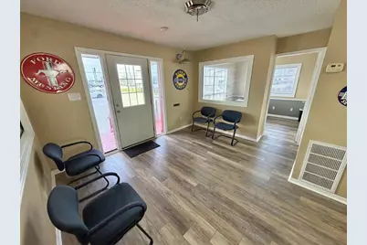 1105 N Brazosport Blvd, Richwood, TX 77531 - Photo 3