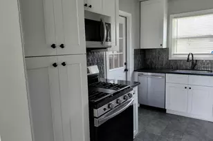 1105 Miller, Angleton, TX 77515 - Photo 11