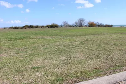 3029 Palacios Bay Dr, Palacios, TX 77465 - Photo 1