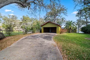 6250 Cr 659, Brazoria, TX 77422 - Photo 7