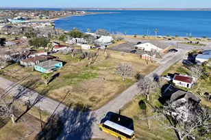 108 Moore Ave, Palacios, TX 77465 - Photo 1