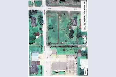 108 Moore Avenue, Palacios, TX 77465 - Photo 13