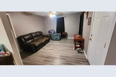 411 &amp; 411 1/2 Humphrey Ave, Palacios, TX 77465 - Photo 1