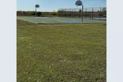 2957 Hammock, Palacios, TX 77465 - Photo 7