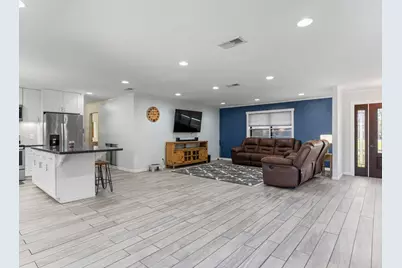 3921 Wickersham, Bay City, TX 77414 - Photo 5