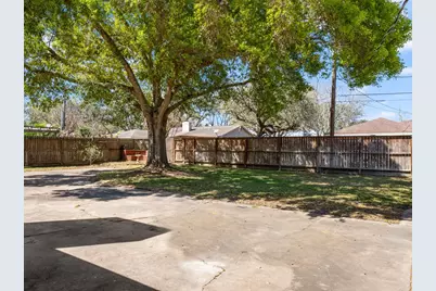 3921 Wickersham, Bay City, TX 77414 - Photo 29