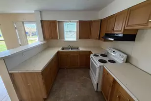 406 Snow Dr, West Columbia, TX 77486 - Photo 11
