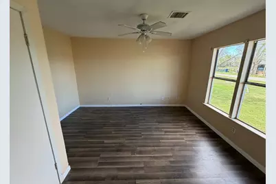 406 Snow Drive, West Columbia, TX 77486 - Photo 5