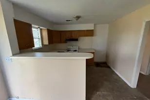 406 Snow Dr, West Columbia, TX 77486 - Photo 9