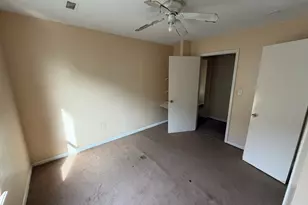 406 Snow Dr, West Columbia, TX 77486 - Photo 15
