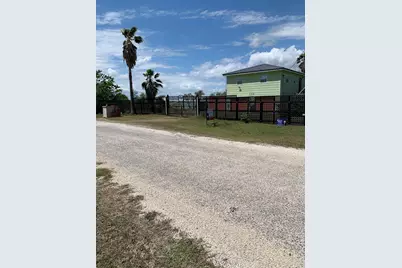 228 Speckled Trout Loop, Palacios, TX 77465 - Photo 3