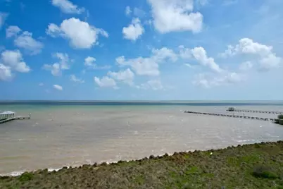 3145 Bay Ridge Dr., Palacios, TX 77465 - Photo 1