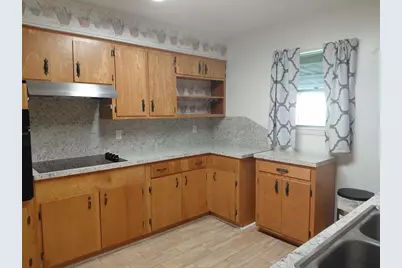 1518 Ave. B, Danbury, TX 77534 - Photo 29