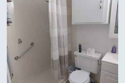 1518 Ave. B, Danbury, TX 77534 - Photo 15