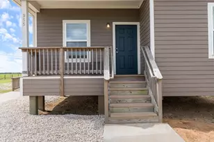 955 County Road 285, Palacios, TX 77465 - Photo 5