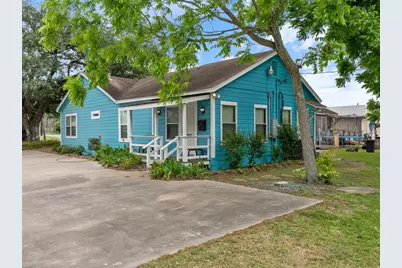 3021 Avenue F, Bay City, TX 77414 - Photo 3