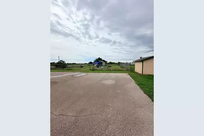 24313 County Road 46, Angleton, TX 77534 - Photo 17