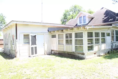 410 Morton Ave, Palacios, TX 77465 - Photo 7