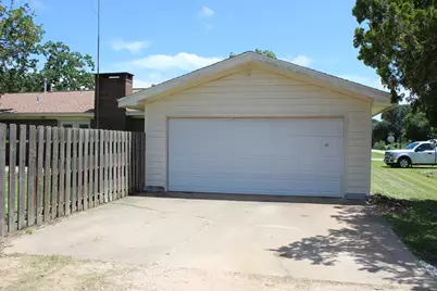 300 Austin, Palacios, TX 77465 - Photo 13