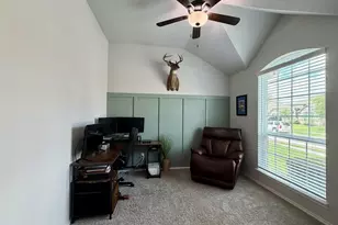 5191 Dry Hollow Dr, Alvin, TX 77511 - Photo 5