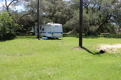 158 Old River Rd, Palacios, TX 77465 - Photo 15