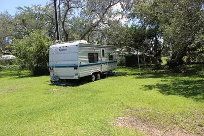 158 Old River Rd, Palacios, TX 77465 - Photo 1