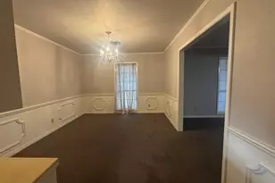 307 Market St, Louise, TX 77455 - Photo 11