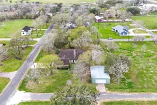 307 Market St, Louise, TX 77455 - Photo 39