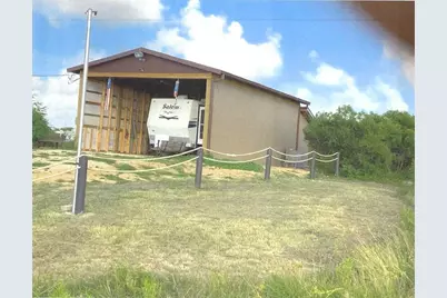 318 Porpoise, Palacios, TX 77465 - Photo 3