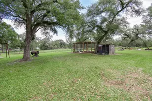 4427 Co Rd 382, Louise, TX 77455 - Photo 35