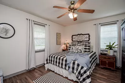 4427 County Road 382, Louise, TX 77455 - Photo 13