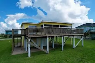 444 Beach Front Dr, Matagorda, TX 77457 - Photo 1