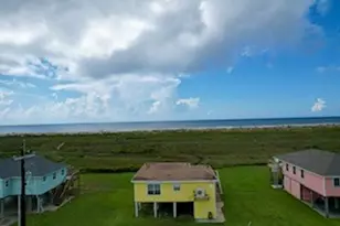 444 Beach Front Dr, Matagorda, TX 77457 - Photo 35