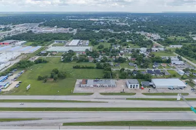 1235 W. Highway 332, Clute, TX 77531 - Photo 7