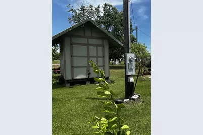 68 Cedar St, Palacios, TX 77465 - Photo 11