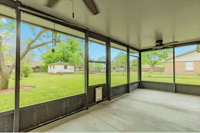131 Singleton, Jones Creek, TX 77541 - Photo 27