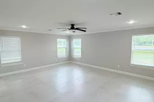 301 301 E San Bernard St, Brazoria, TX 77422 - Photo 15