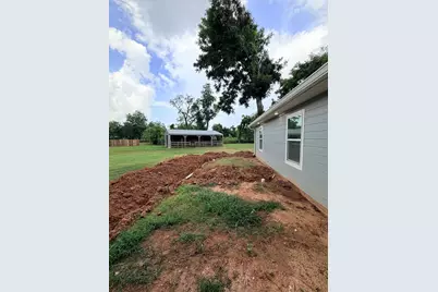 301 301 E San Bernard St, Brazoria, TX 77422 - Photo 5