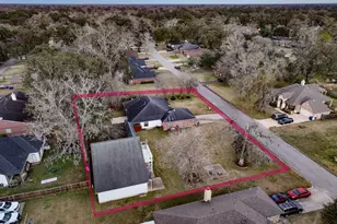 248 Wentworth, West Columbia, TX 77486 - Photo 39