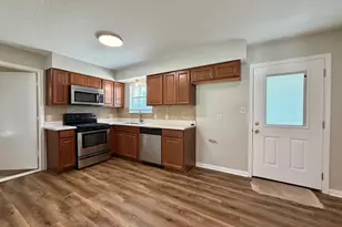 403 Lotus, Lake Jackson, TX 77566 - Photo 13