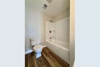 403 Lotus, Lake Jackson, TX 77566 - Photo 25