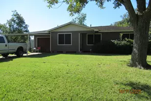 225 Moore Dr, Richwood, TX 77531 - Photo 3