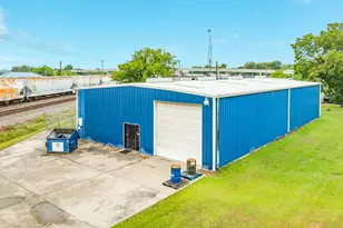412 S Chenango, Angleton, TX 77515 - Photo 1
